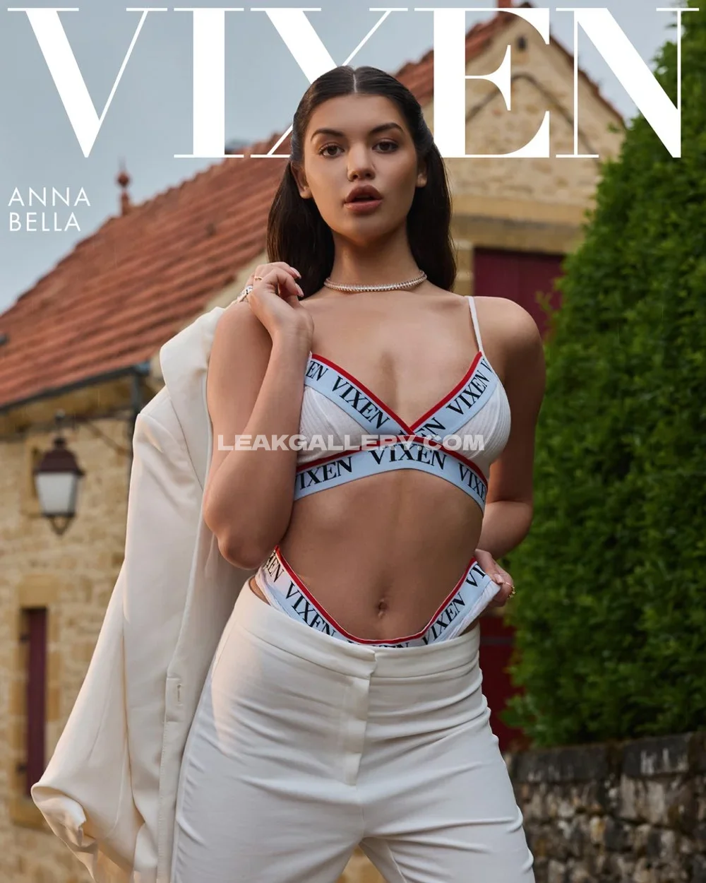 Anha_bella White Bra And Pants OnlyFans Photo Leaked