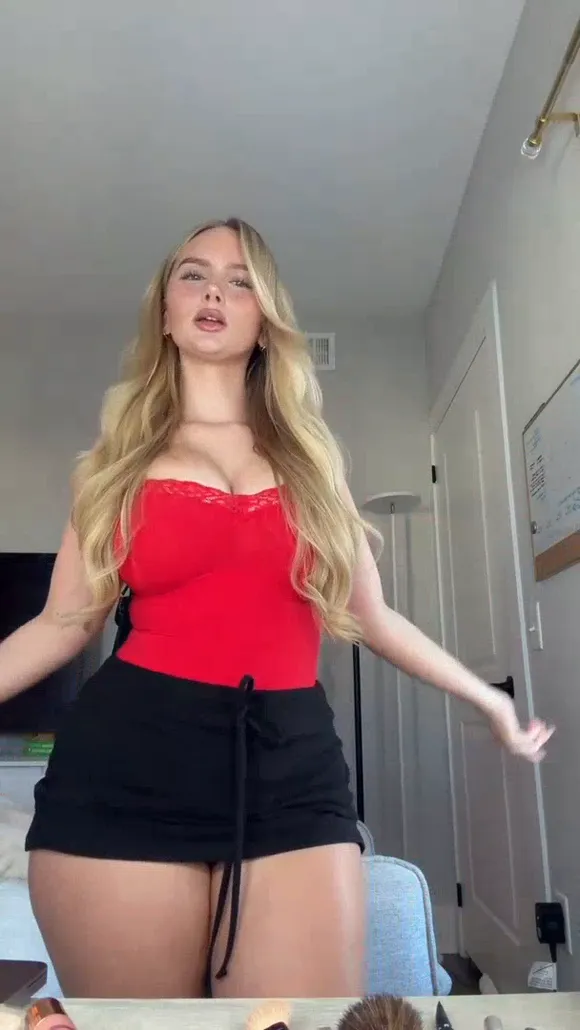 Anna_kopf Red Lace Top Tease OnlyFans Video Leaked