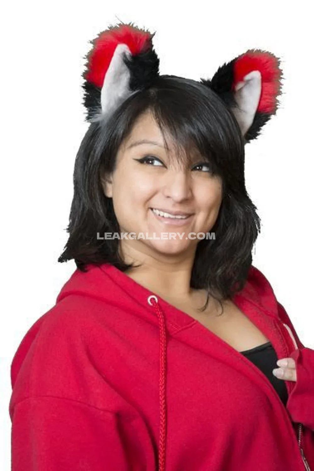 Aphmau Red Hoodie Tease OnlyFans Photo Leaked