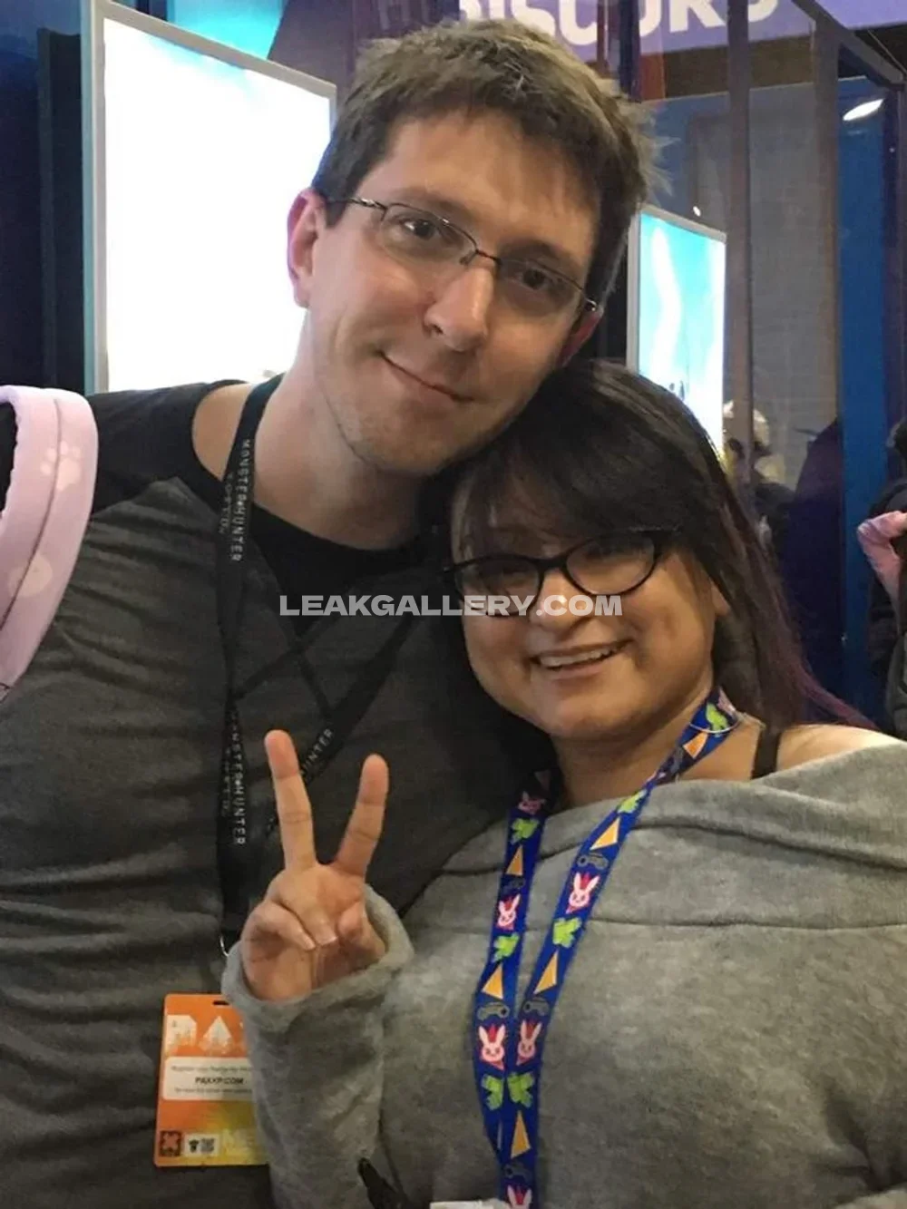 Aphmau Glasses Wearing Fan Meet OnlyFans Photo Leaked