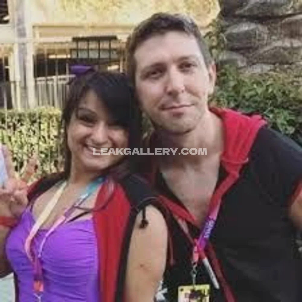 Aphmau Purple Top Cosplay Pose OnlyFans Photo Leaked