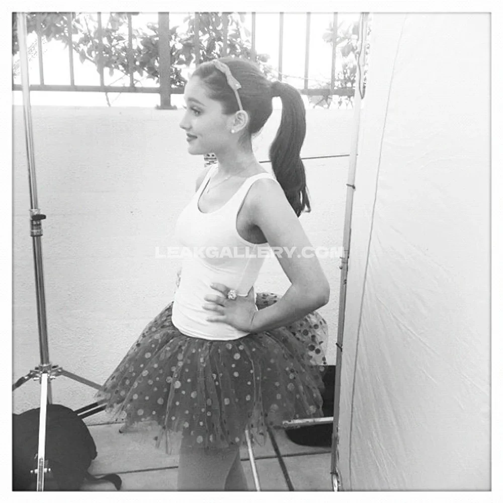 Arianagrande Tutu Skirt Pose OnlyFans Photo Leaked