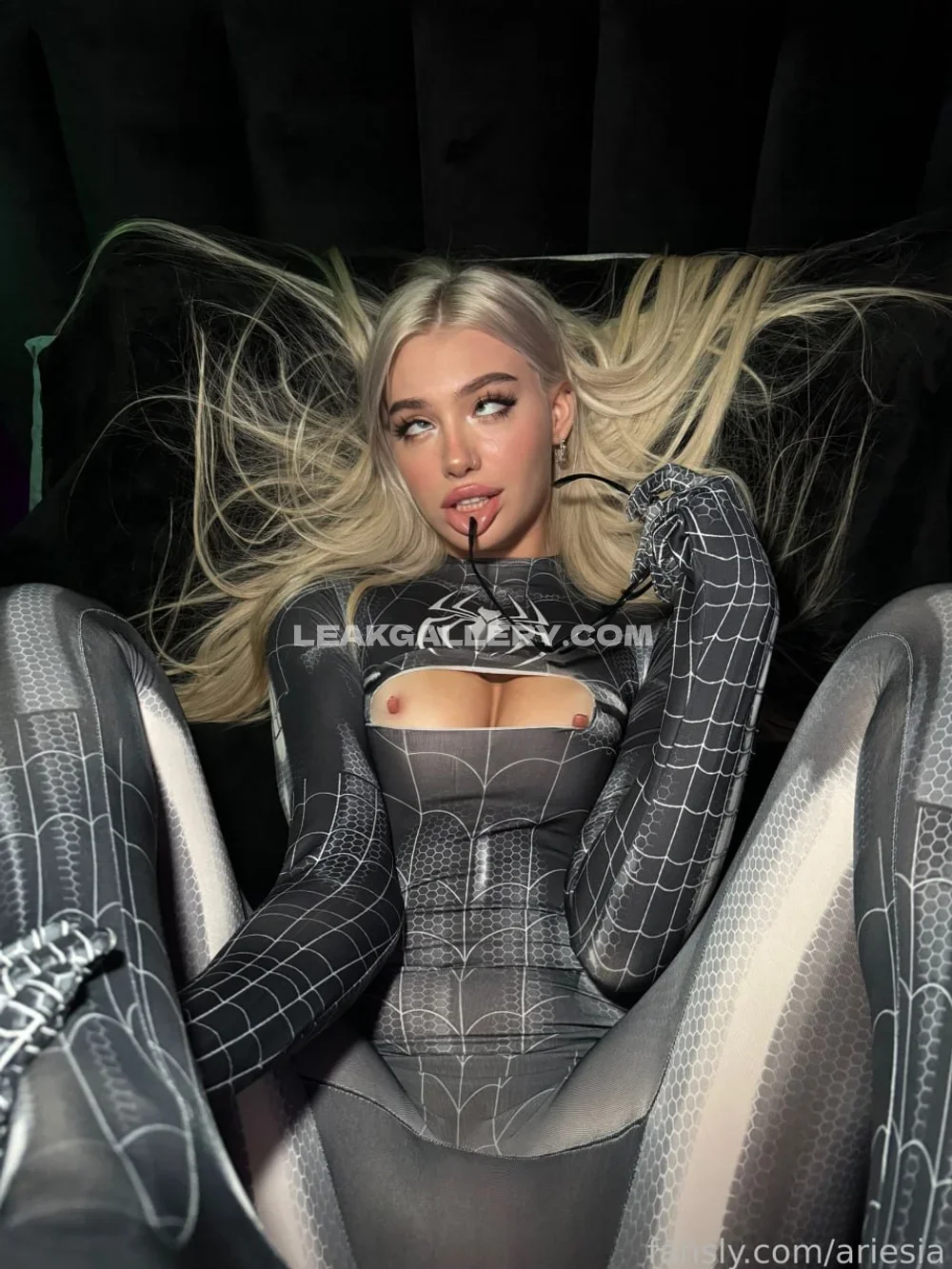Ariesiatv Spiderweb Bodysuit Tease OnlyFans Photo Leaked