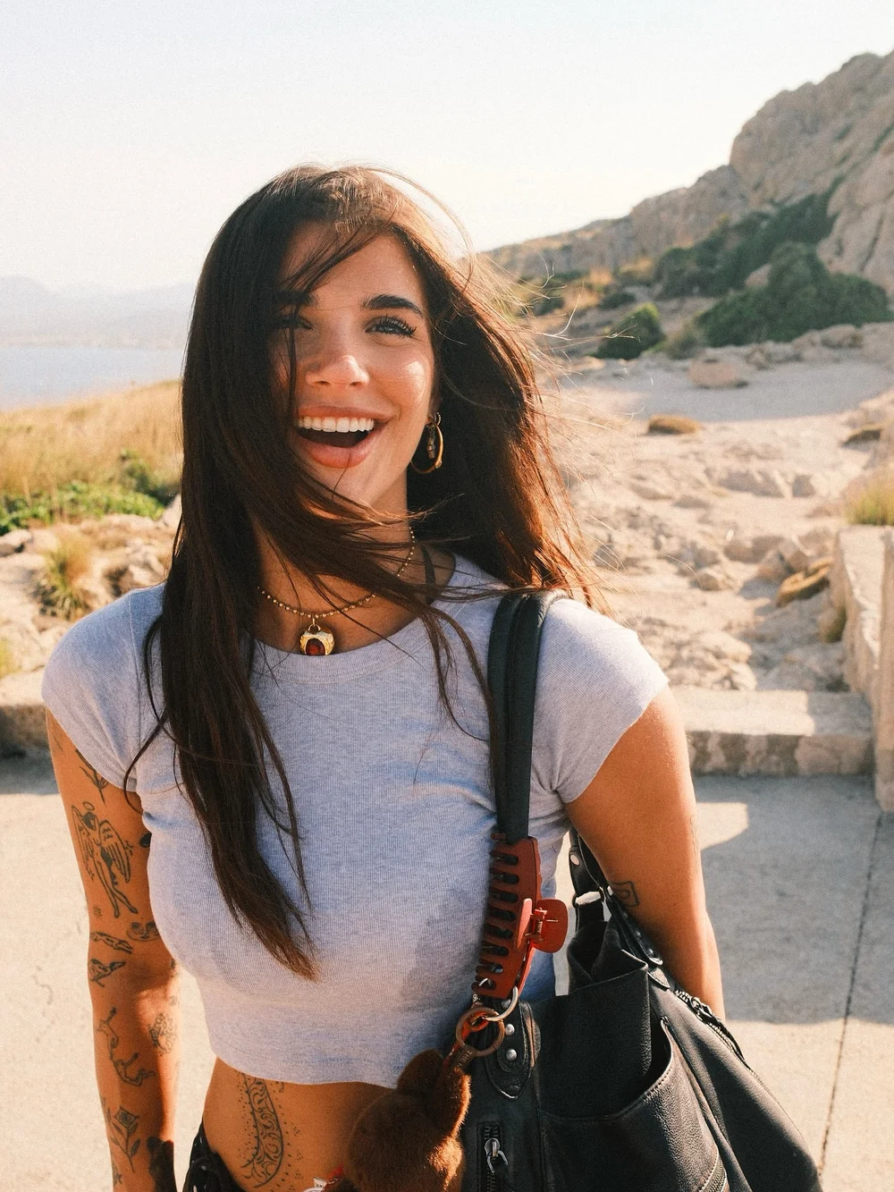 Arikytsya Smiling Outdoor Portrait OnlyFans Photo Leaked