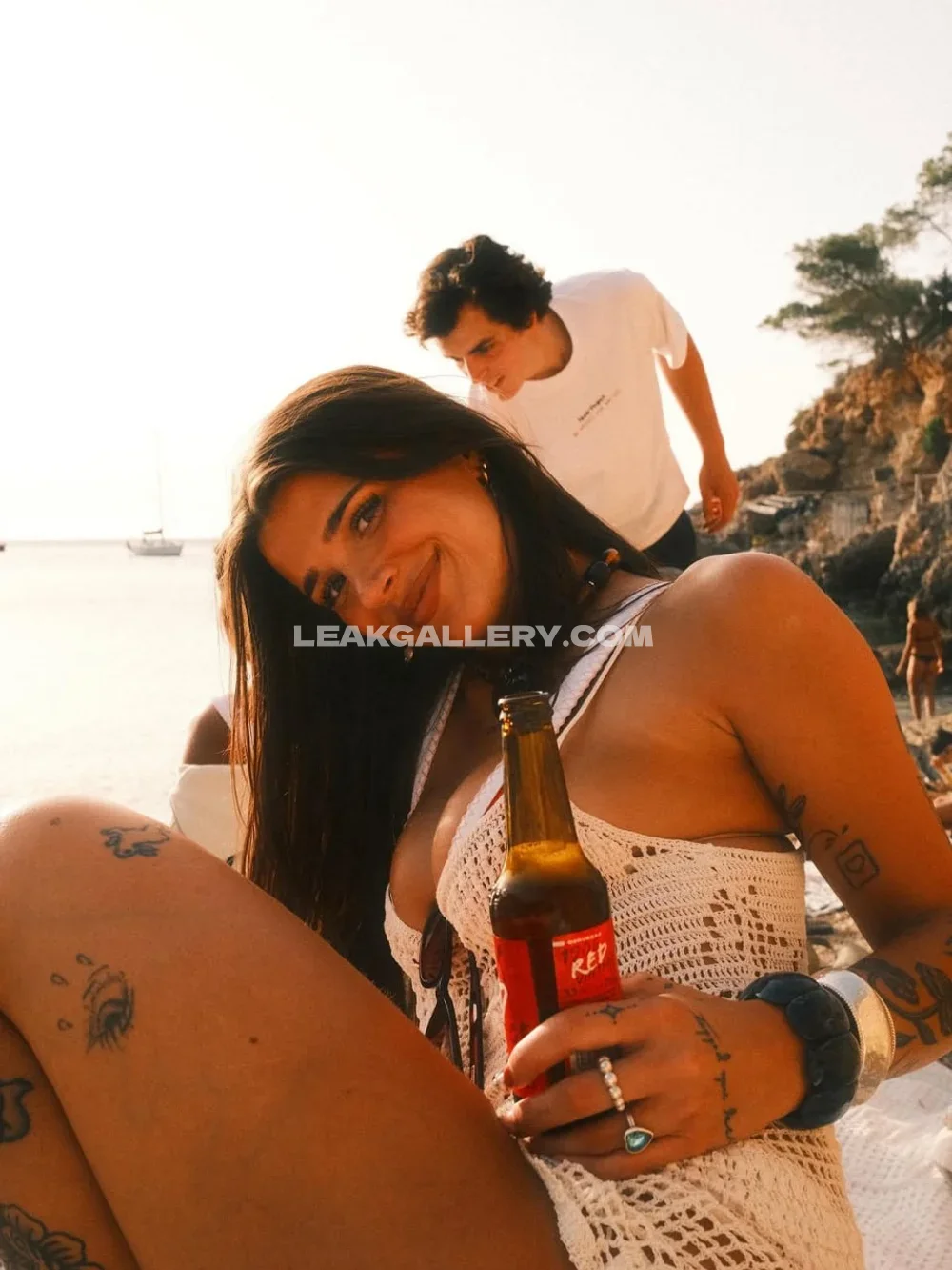 Arikytsya Crochet Top With Beer OnlyFans Photo Leaked