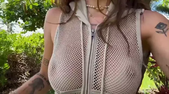 Arikytsya Mesh Top Outdoor Pose OnlyFans Video Leaked