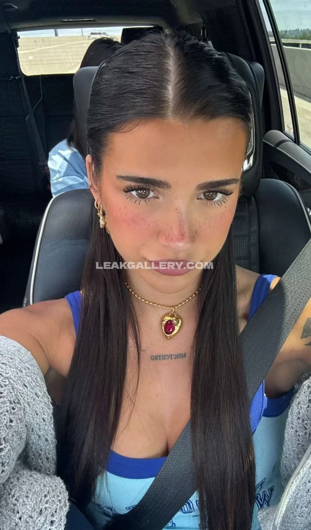 Arikytsya Freckled Face Selfie OnlyFans Photo Leaked