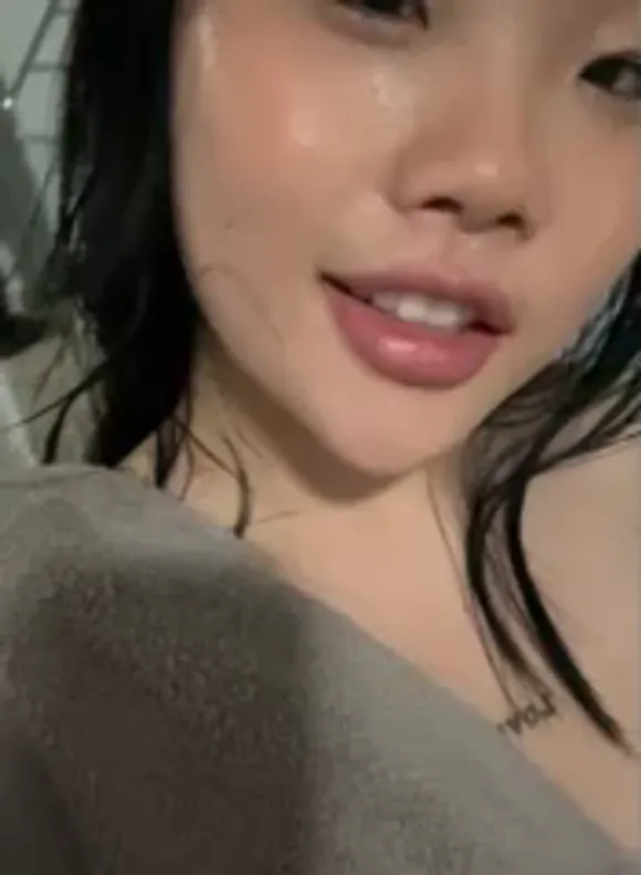 Arlenele_lee Wet Hair Close Up OnlyFans Video Leaked