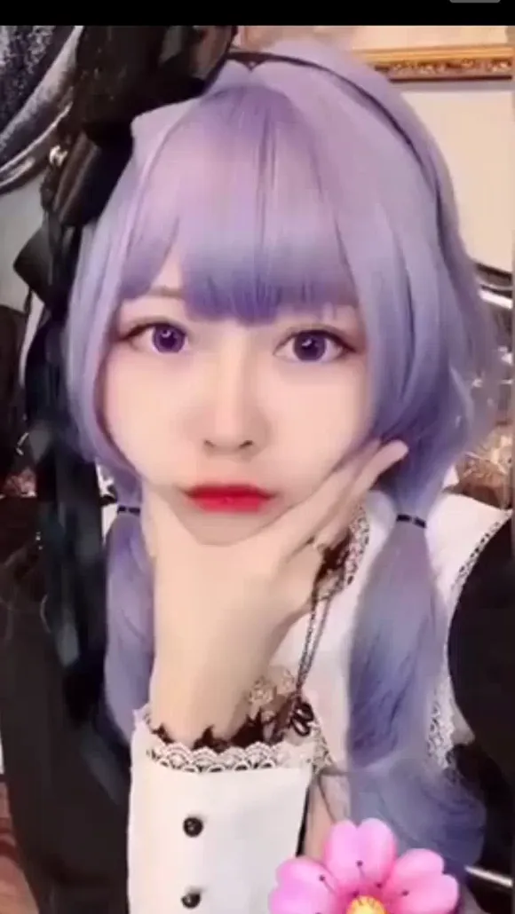 Arty42575619 Purple Wig Selfie Pose OnlyFans Video Leaked