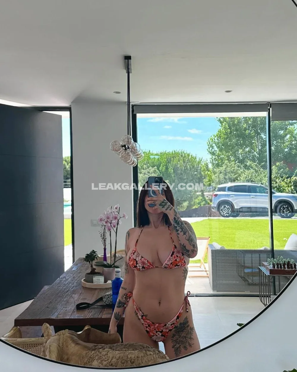 Aylulopez Floral Bikini Mirror Selfie OnlyFans Photo Leaked