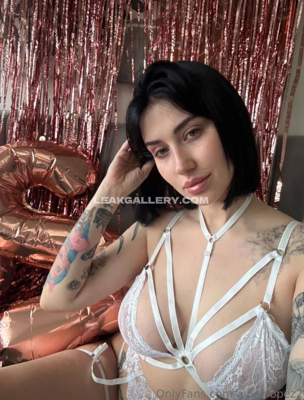 Aylulopez White Lace Strappy Bra OnlyFans Photo Leaked