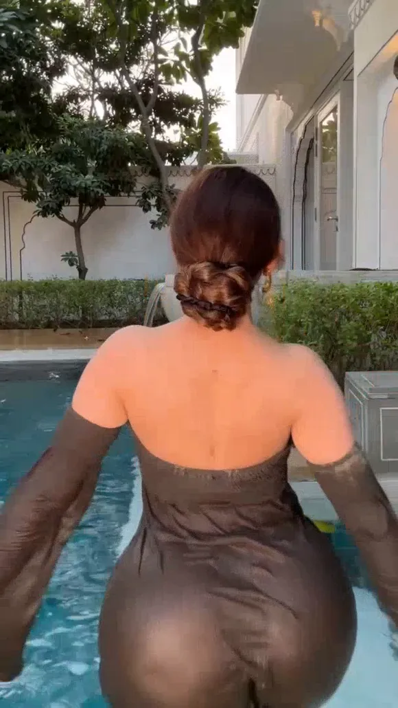 Babydollll Wet Sheer Dress Tease OnlyFans Video Leaked