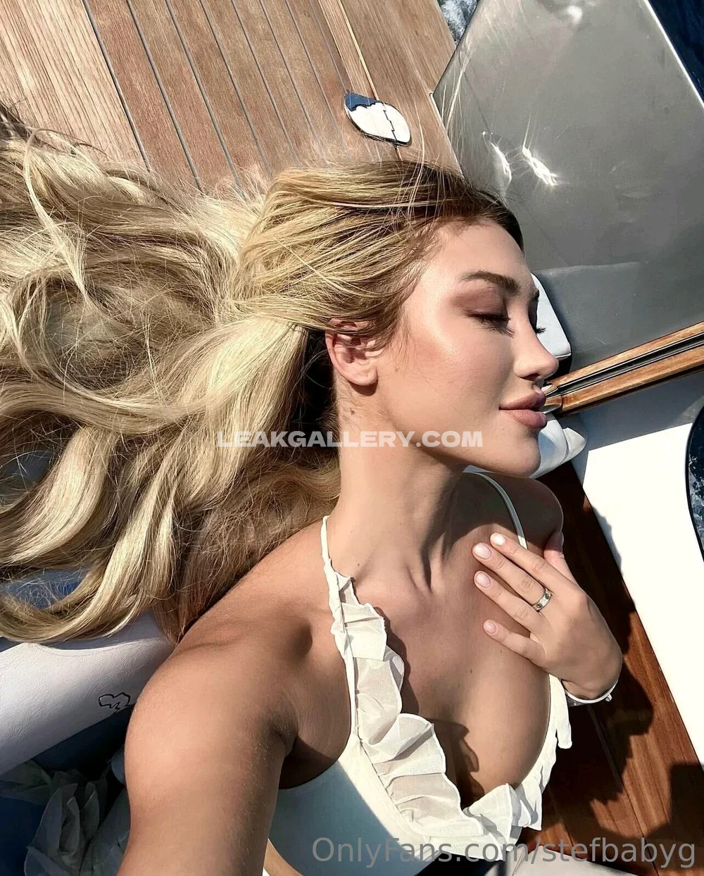 Babygmag Sunbathing Bikini Selfie OnlyFans Photo Leaked