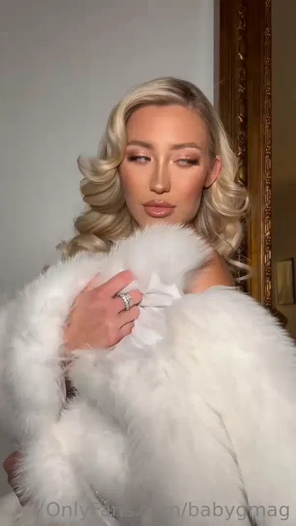 Babygmag Furry Coat Tease OnlyFans Video Leaked