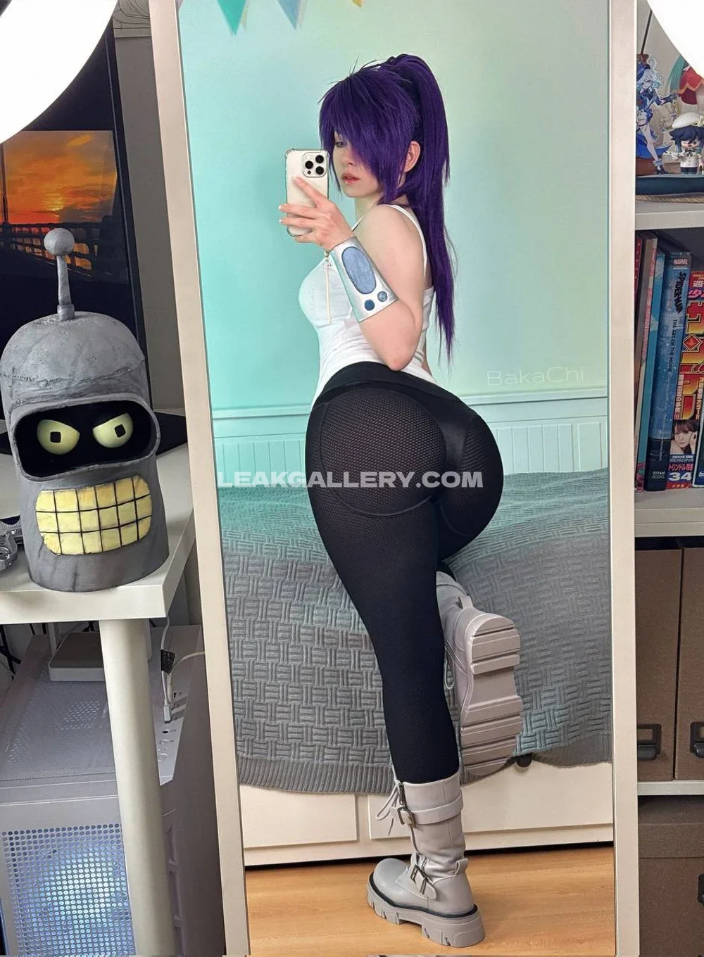 Bakachi_cos Mirror Selfie Ass Pose OnlyFans Photo Leaked