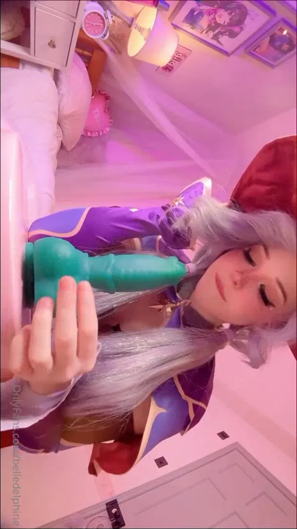 Belle Delphine Cosplay Blowjob With Dildo OnlyFans Video Leaked