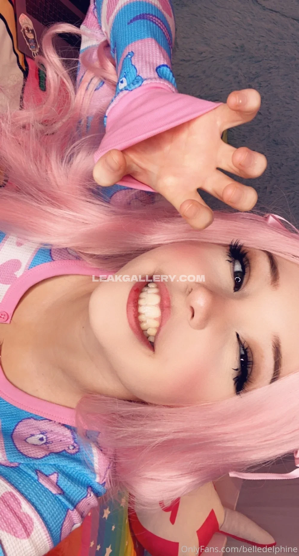 Belle Delphine Pink Hair Playful Pose OnlyFans Photo Leaked