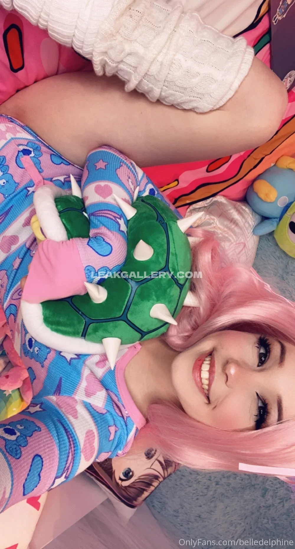 Belle Delphine Pink Hair Smiling Face OnlyFans Photo Leaked