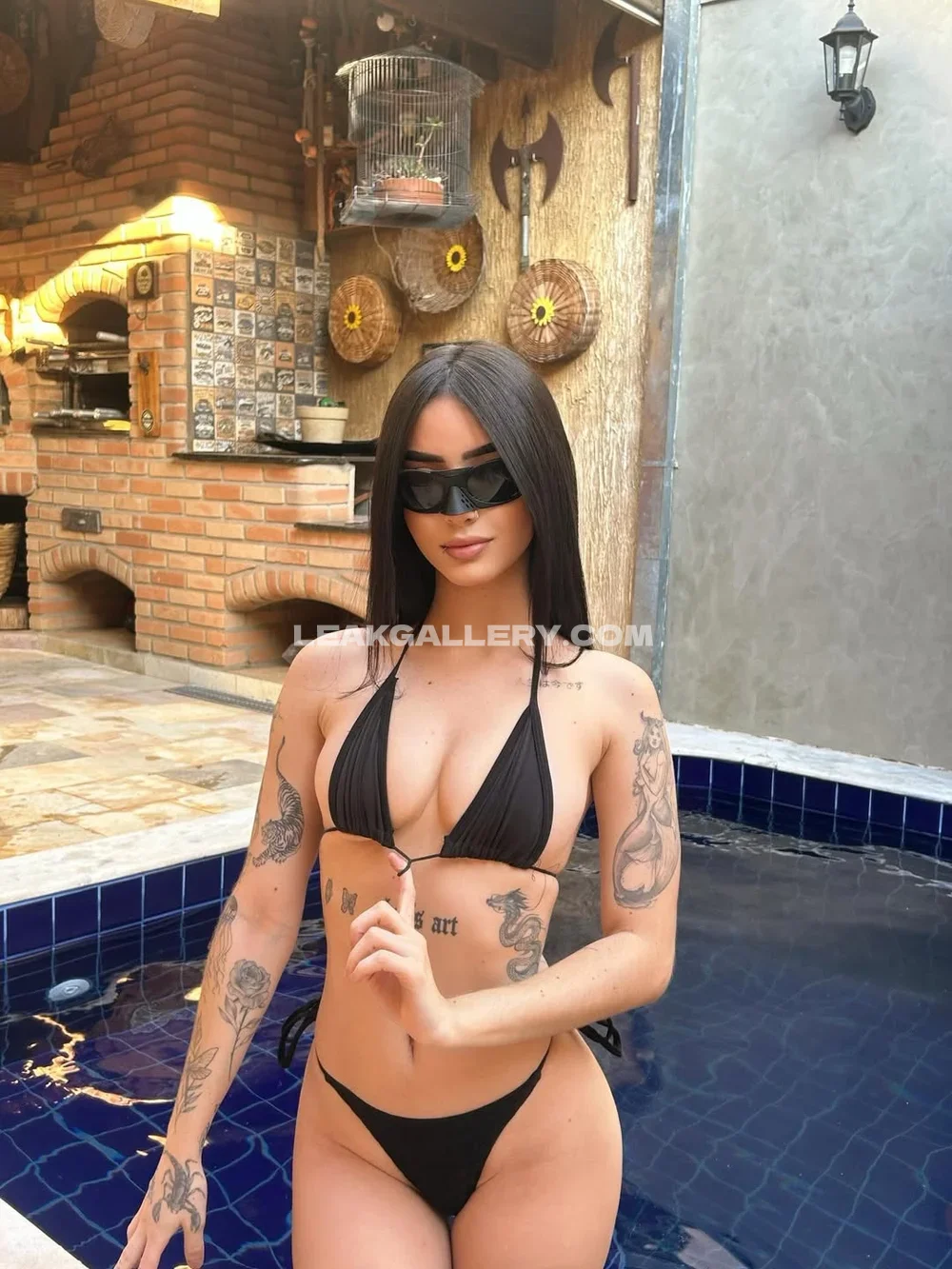 Bianchingrid Bikini Pool Pose OnlyFans Photo Leaked
