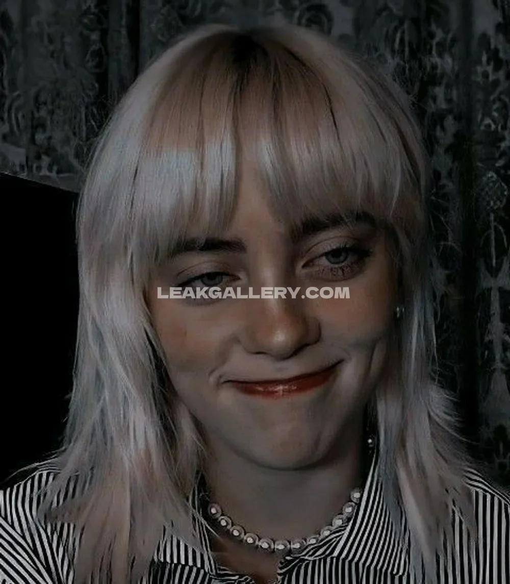 Billie_eilish Smiling Face Close Up OnlyFans Photo Leaked