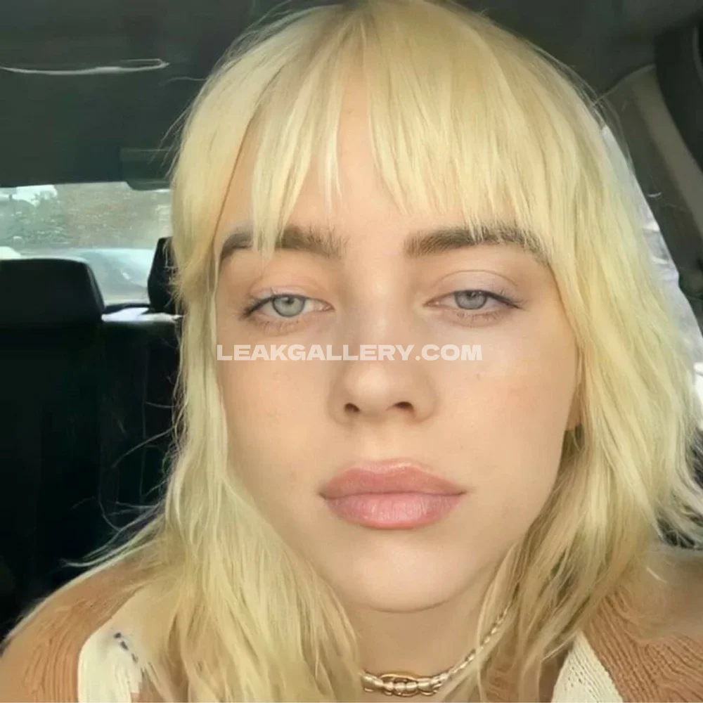 Billie_eilish Blonde Hair Frontal Pose OnlyFans Photo Leaked