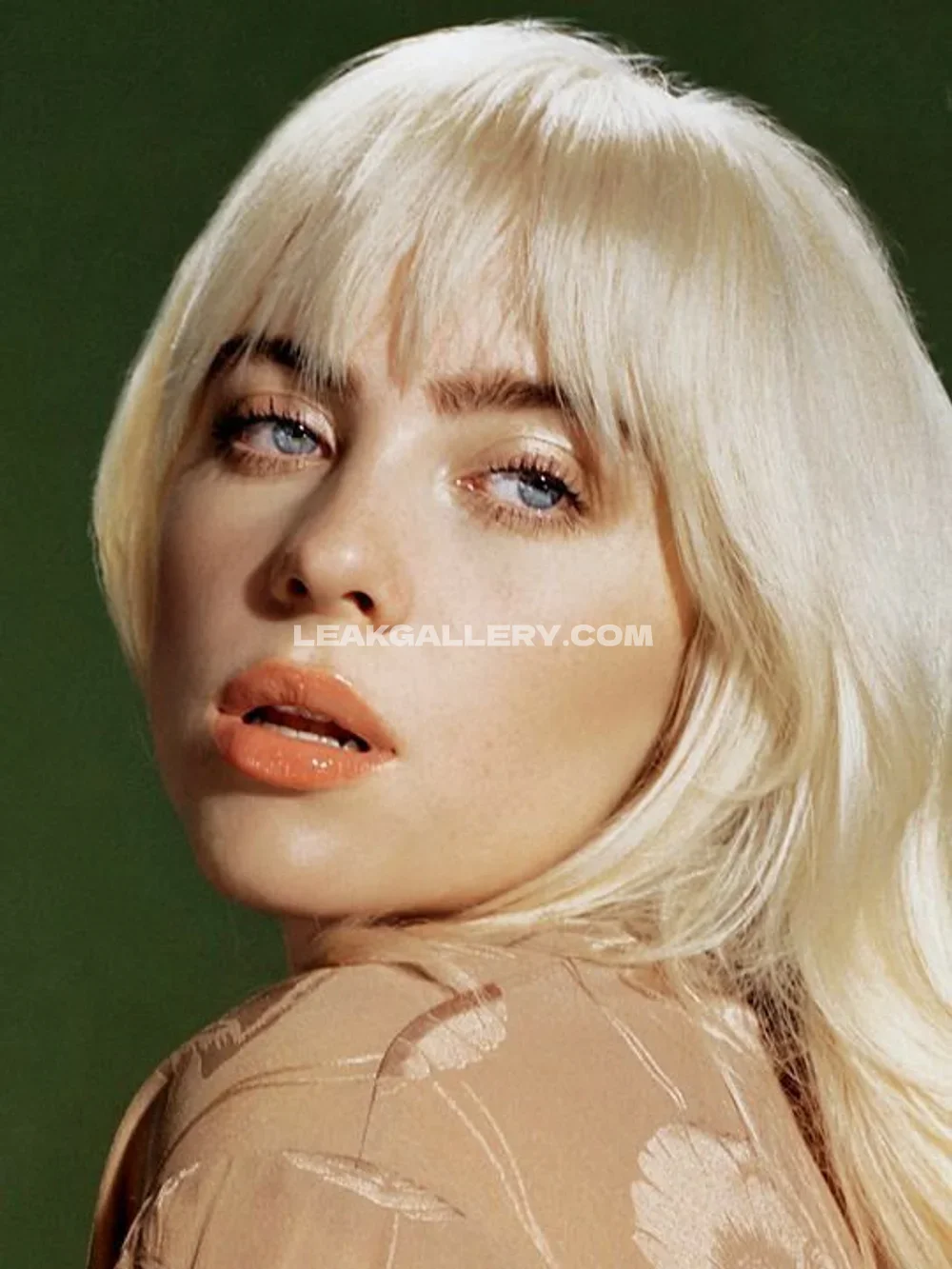 Billie_eilish Blonde Hair Portrait OnlyFans Photo Leaked