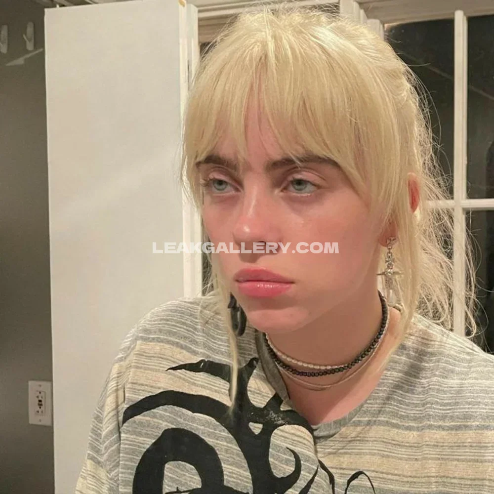 Billie_eilish Blonde Hair Casual Pose OnlyFans Photo Leaked