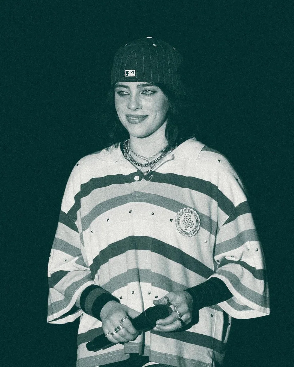 Billie_eilish Stage Performance Smile OnlyFans Photo Leaked