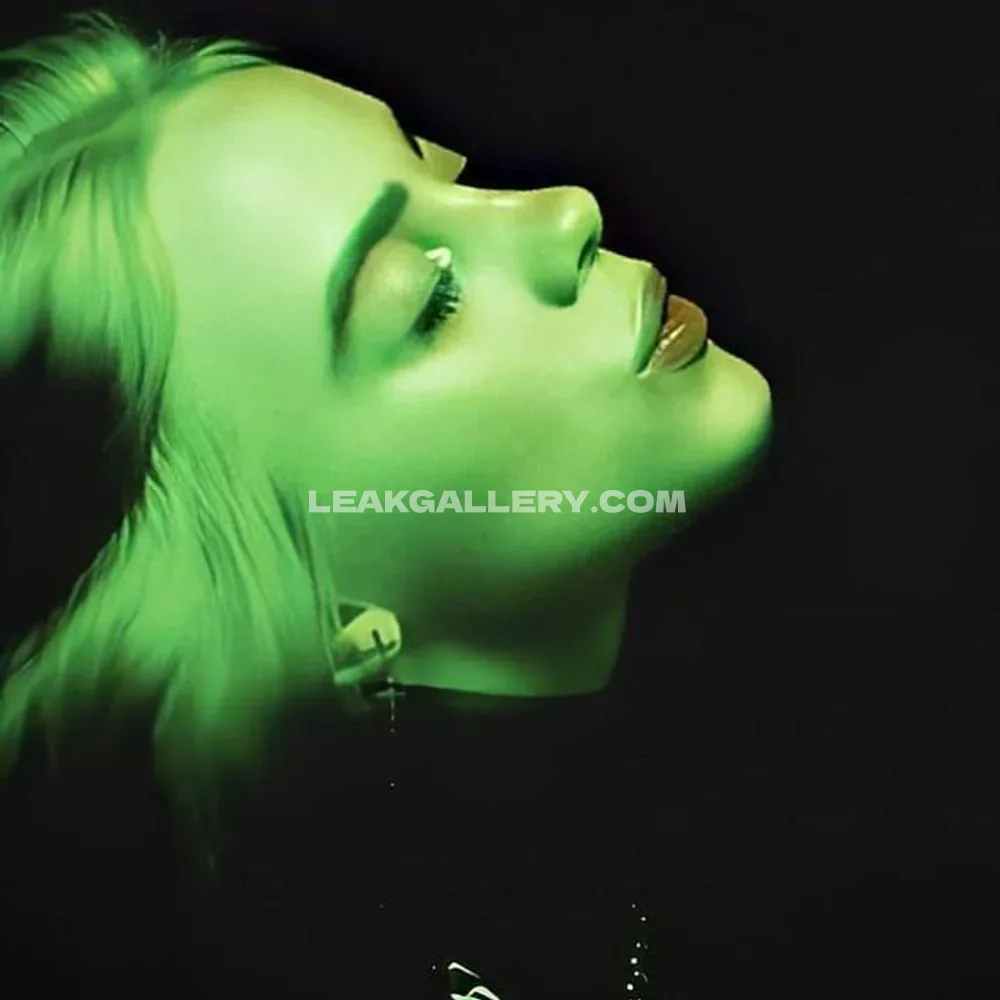 Billie_eilish Green Lit Face Closeup OnlyFans Photo Leaked