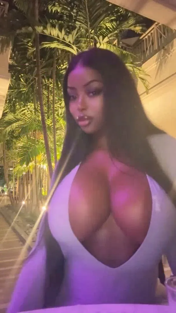Bimbonique Deep V Bodysuit Tease OnlyFans Video Leaked