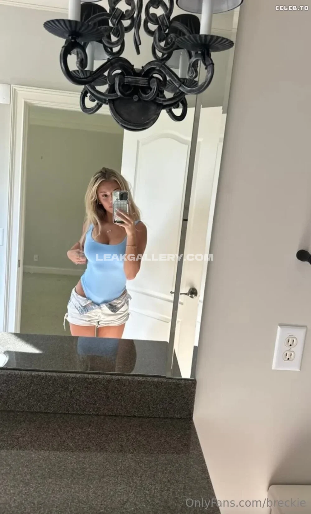Breckie / Breckiehill Exclusive Leaked Nude OnlyFans #13599269