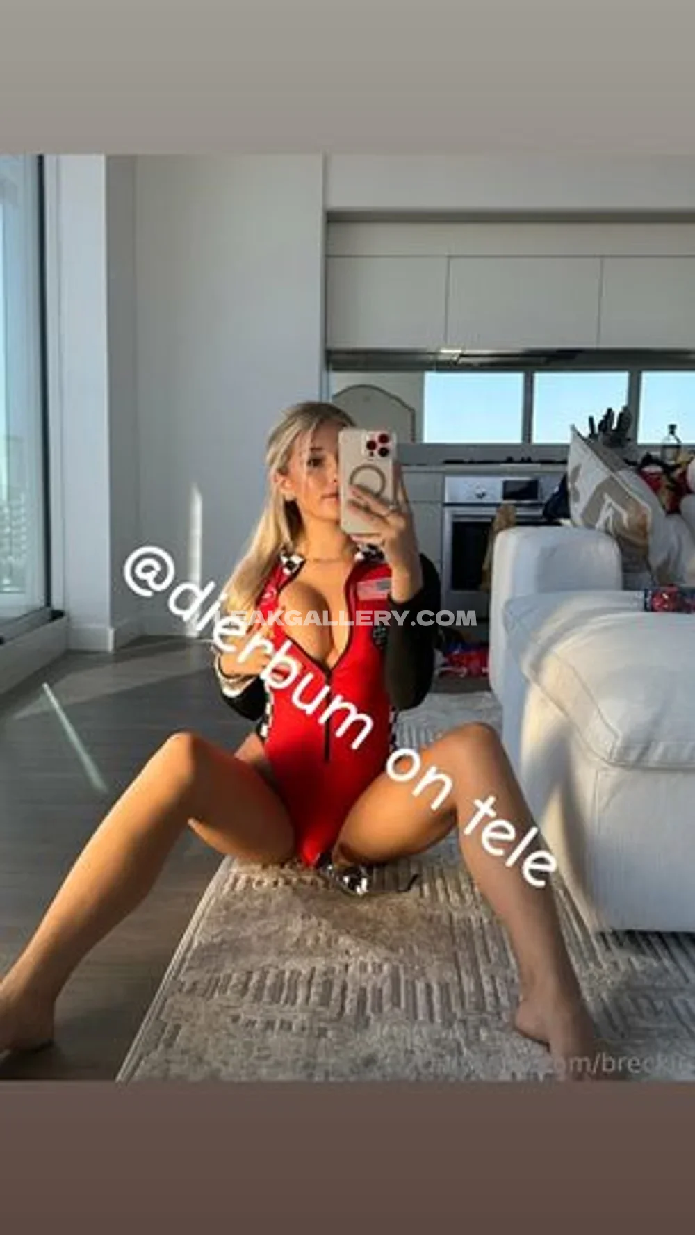 Breckie Red Bodysuit Mirror Selfie OnlyFans Photo Leaked
