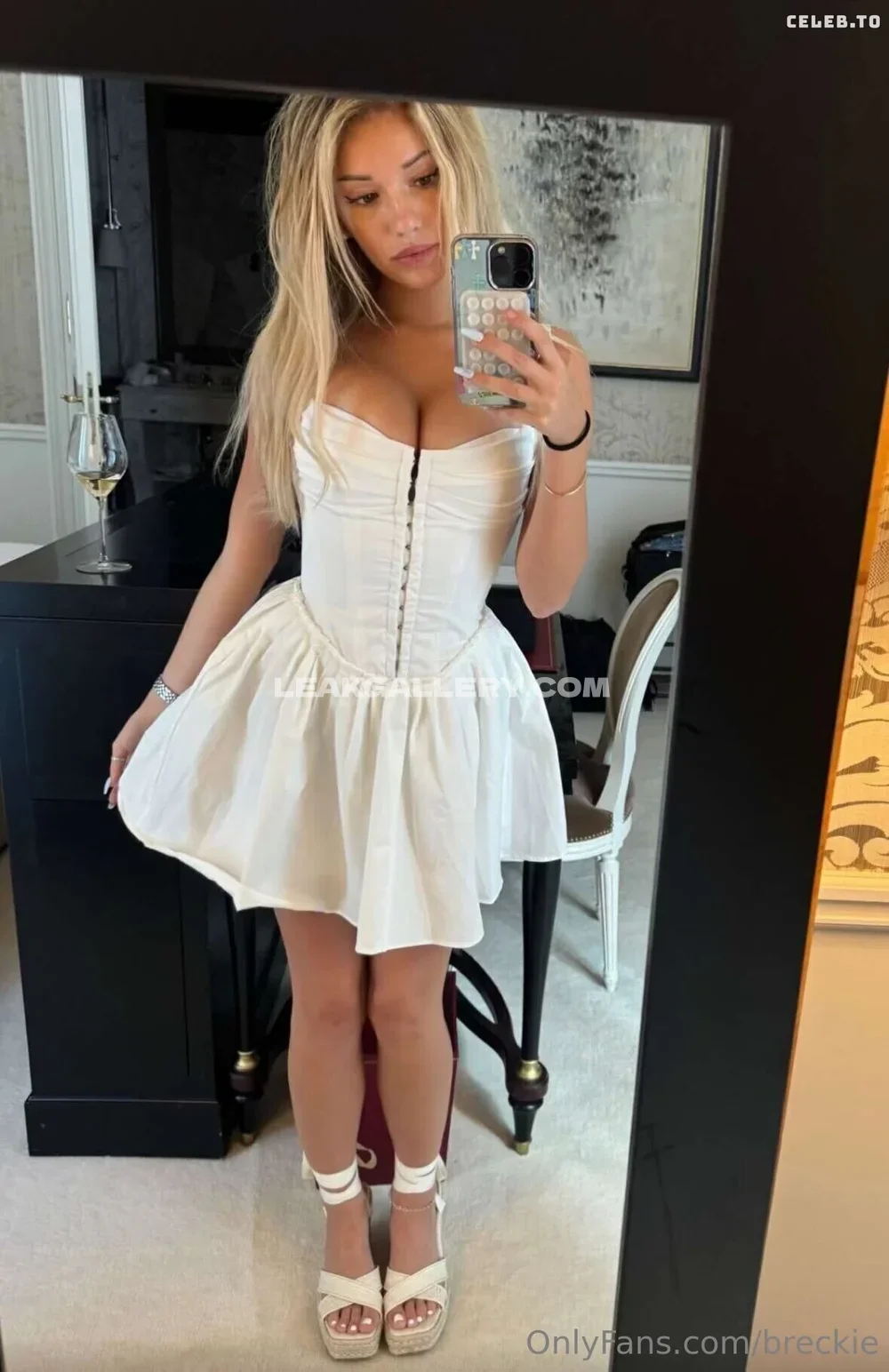 Breckie / Breckiehill Exclusive Leaked Nude OnlyFans #13599200