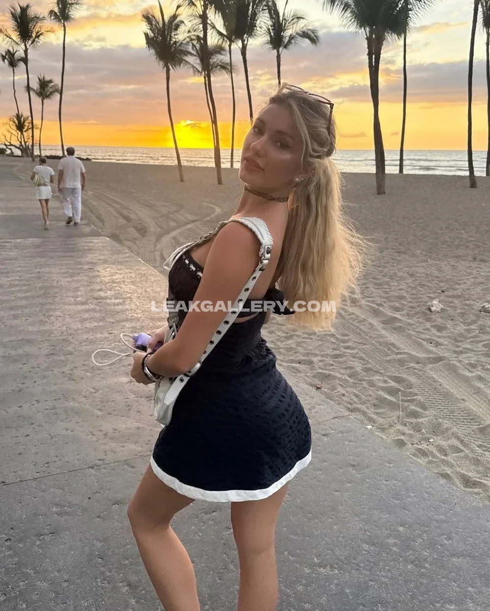 Breckie / Breckiehill Exclusive Leaked Nude OnlyFans #13586773