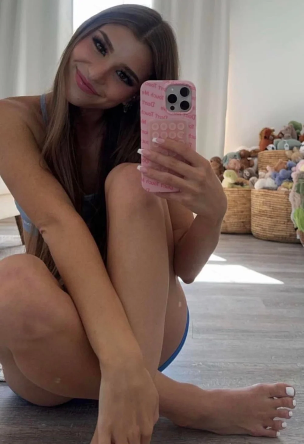 Brookemonk Mirror Selfie In Blue Thong OnlyFans Photo Leaked