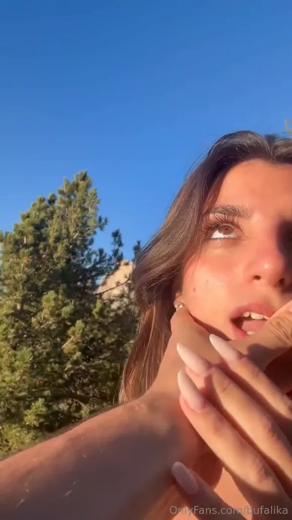 Bufalika Topless Outdoor Tease OnlyFans Video Leaked