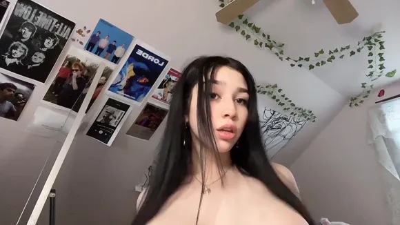 Bunnitraphouse Topless Selfie With Long Hair OnlyFans Video Leaked