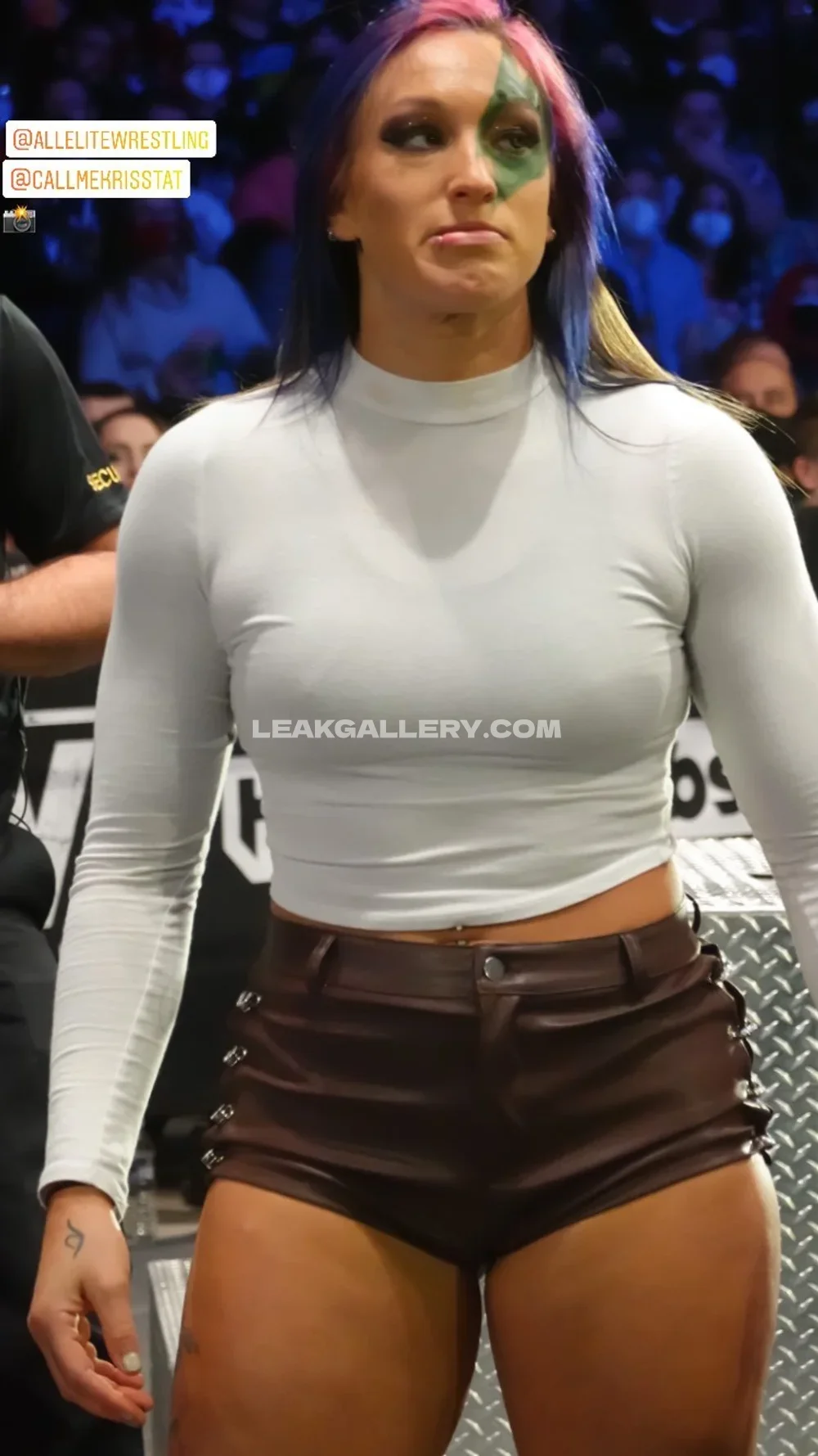 Callmekrisstat Wrestler In White Crop Top OnlyFans Photo Leaked