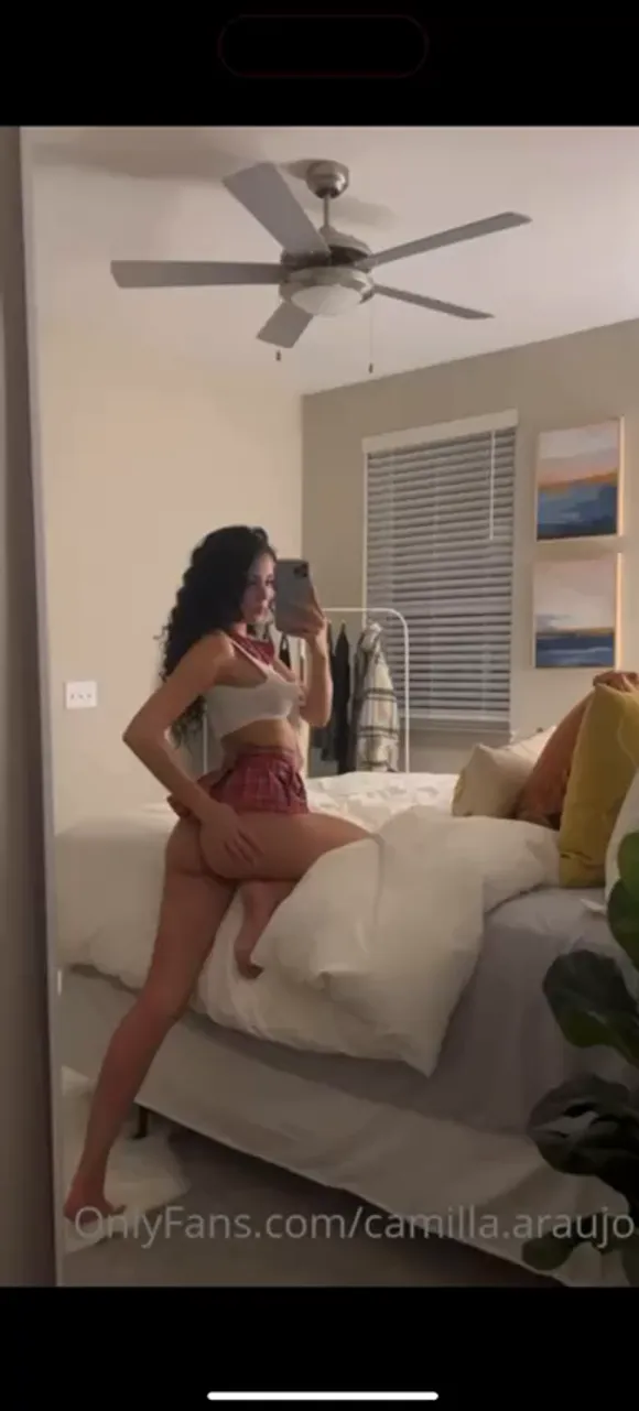Camillaaraujo Bedside Mirror Selfie OnlyFans Video Leaked