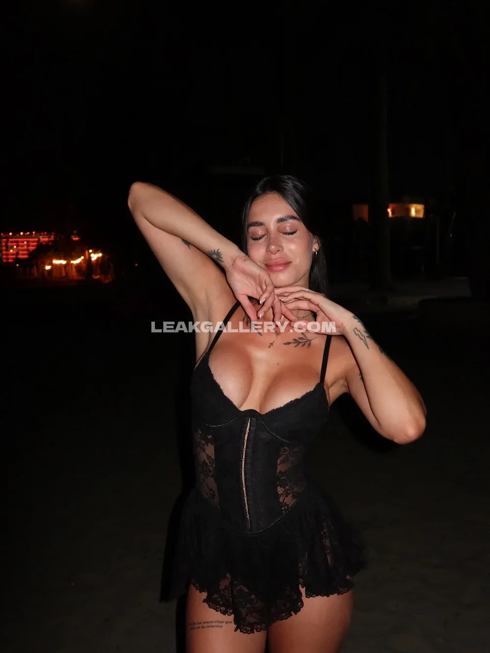 Camnairx Black Lace Bodysuit Pose OnlyFans Photo Leaked