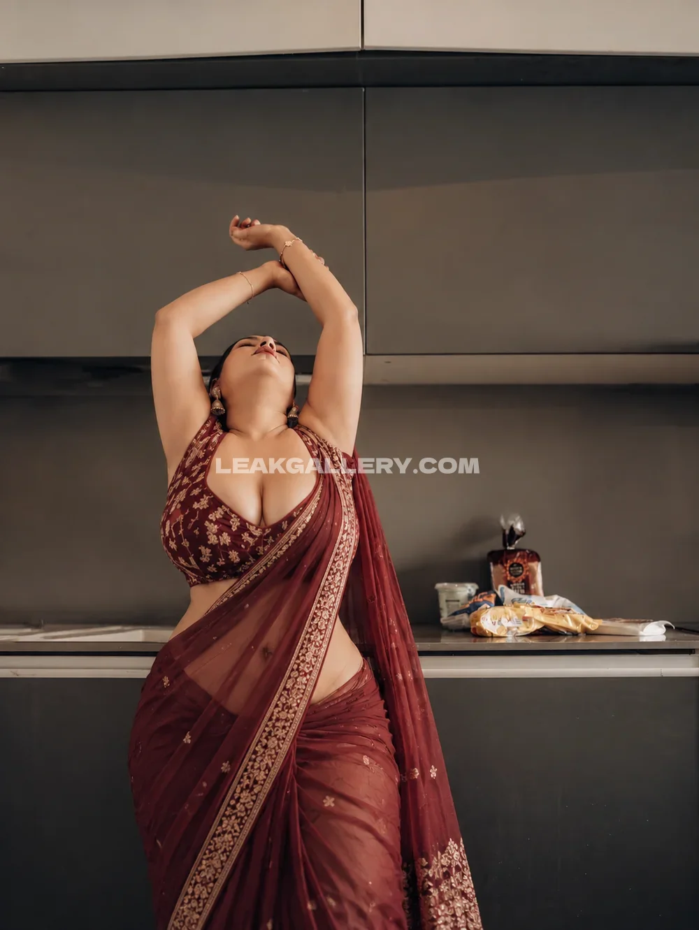 Charusharma0108 Saree Clad Breast Display OnlyFans Photo Leaked
