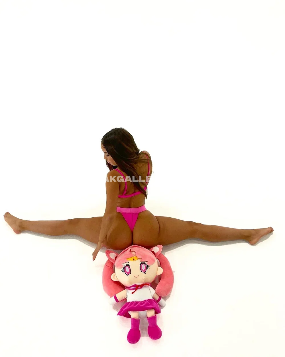 Chey_anderson Full Split In Pink Thong OnlyFans Photo Leaked