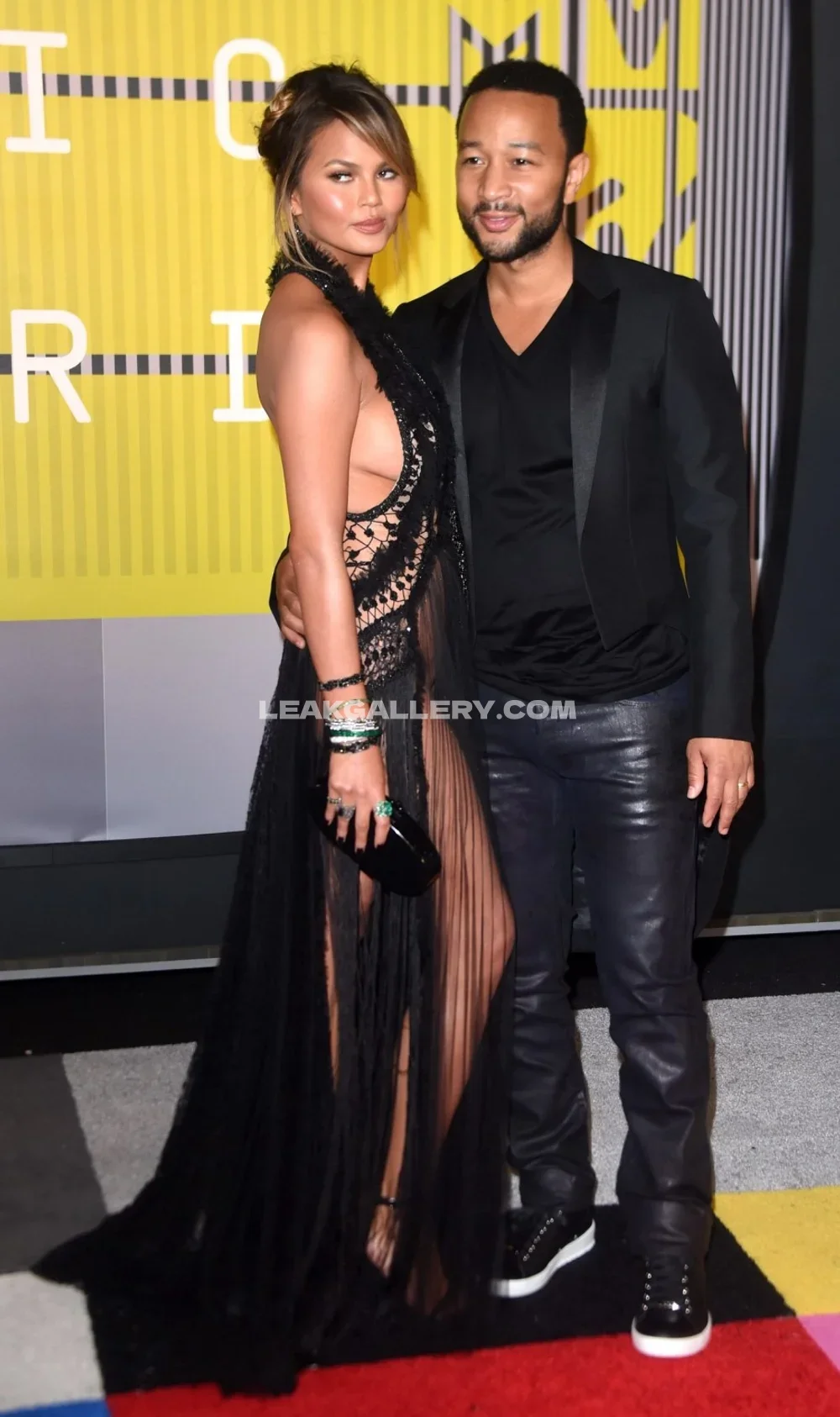Chrissy_teigen Black Lace Gown Pose OnlyFans Photo Leaked