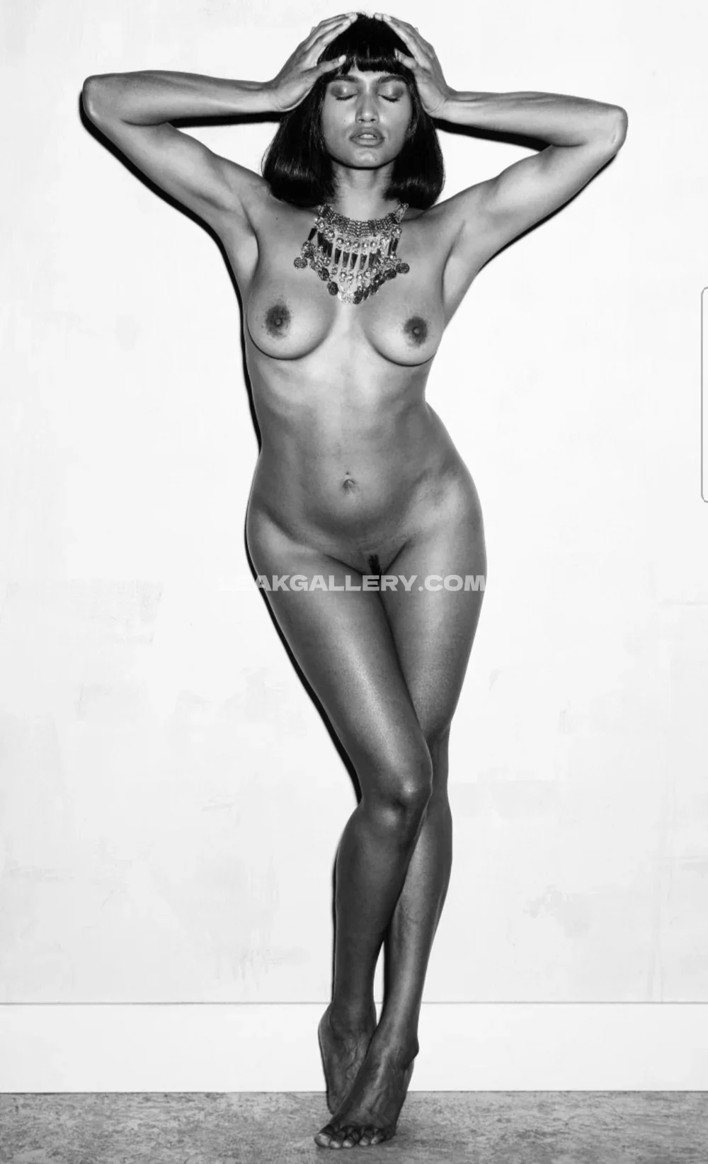 Constanceangel Full Nude Pose OnlyFans Photo Leaked