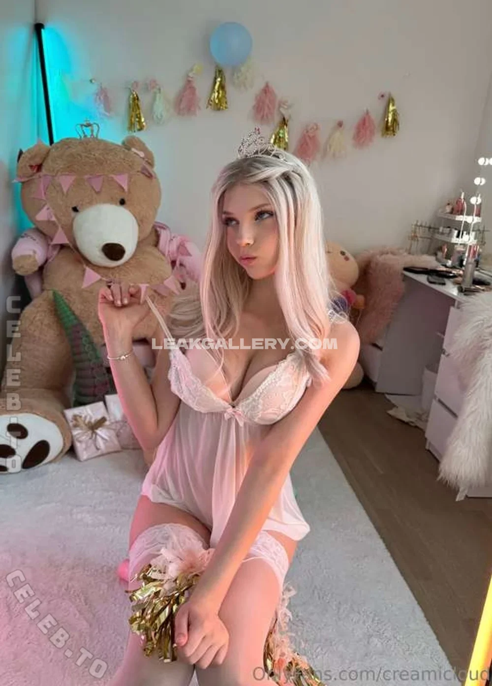 Creamicloudxo Pink Lace Lingerie Tease OnlyFans Photo Leaked