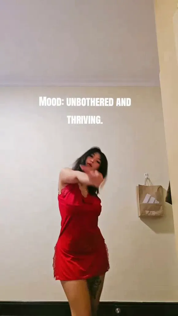 Daine_dhaine Red Dress Leg Tattoo OnlyFans Video Leaked