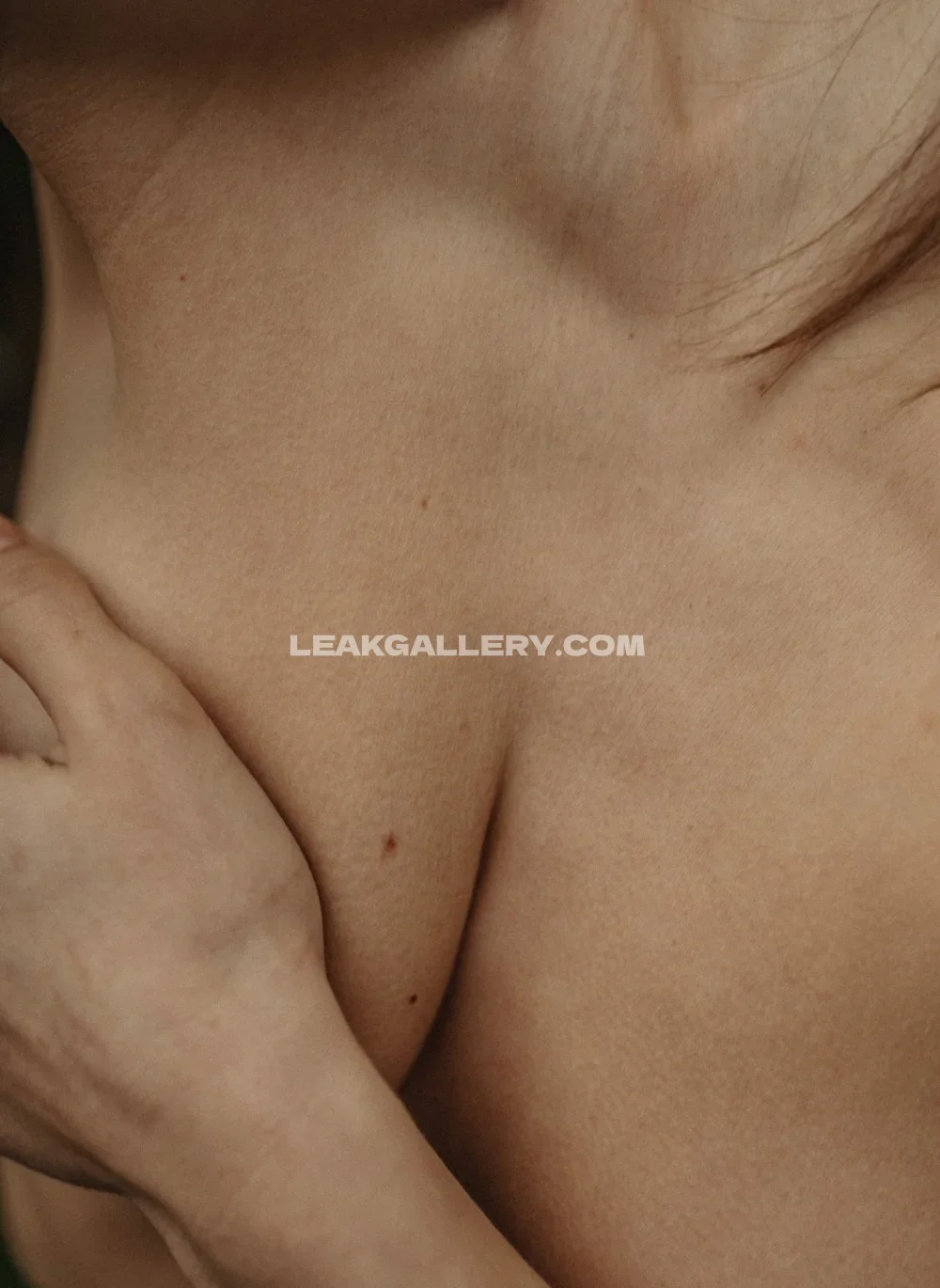 Dara_koval Naked Torso Mole Display OnlyFans Photo Leaked