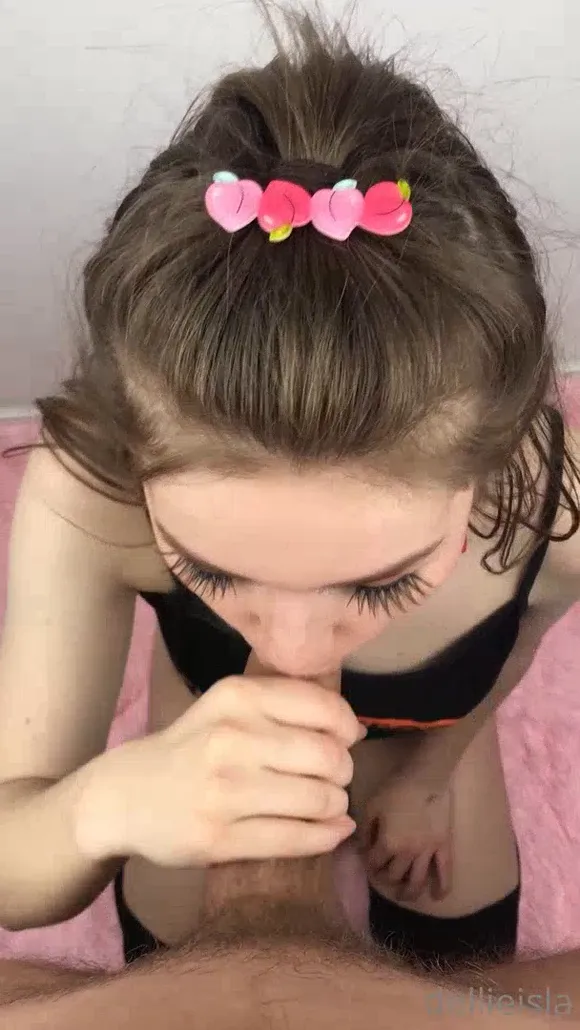Dellie Isla Oral Sex Performance OnlyFans Video Leaked