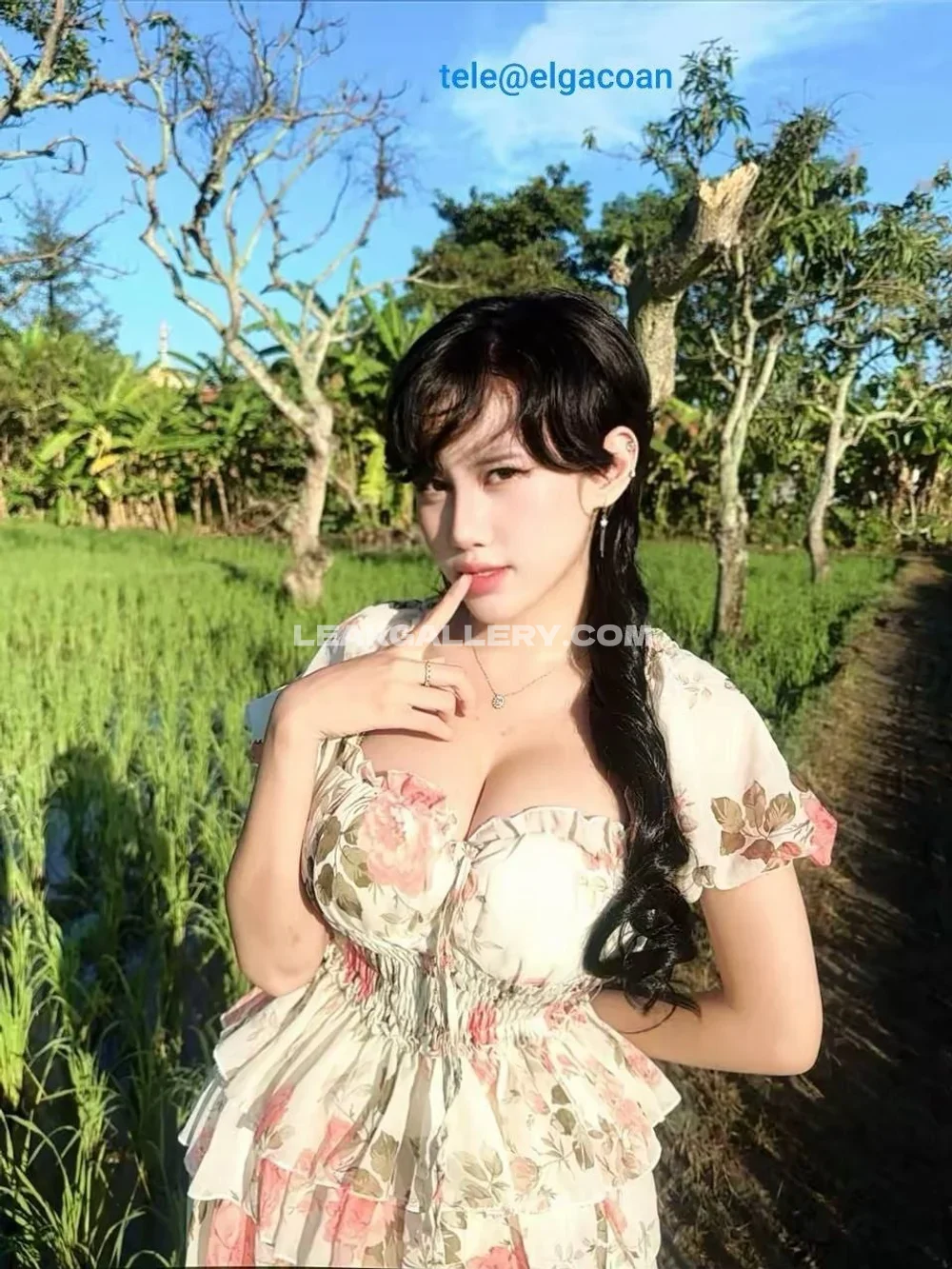 Ejahazel Floral Dress Outdoor Pose OnlyFans Photo Leaked