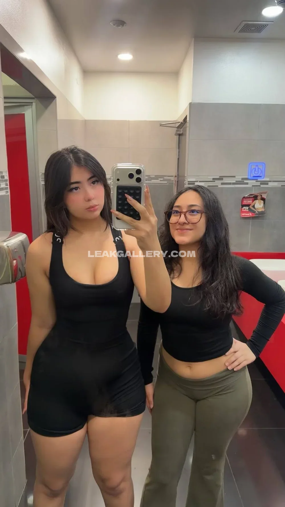 elena_chavez